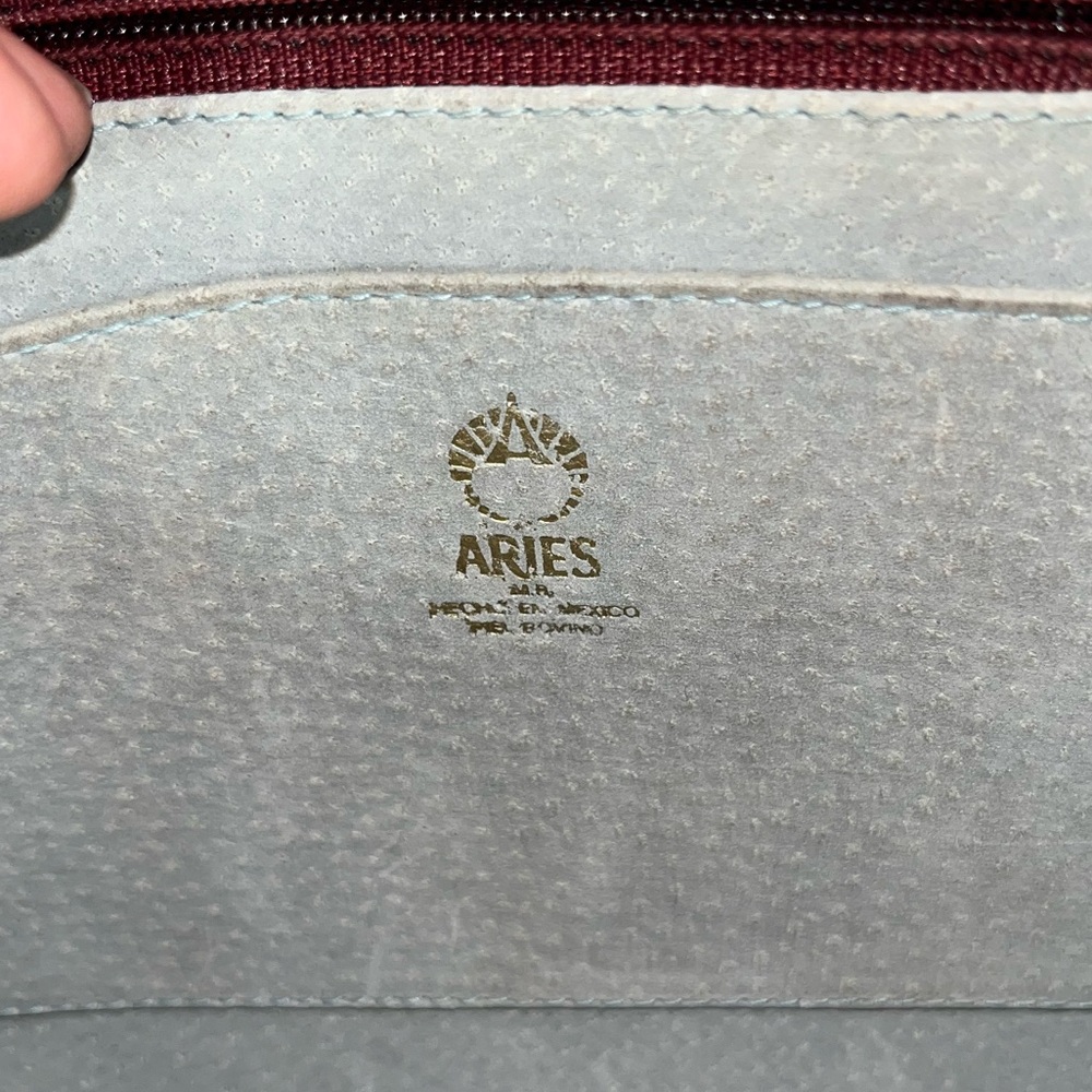 Vintage Aries made in Mexico leather bag - Picture 10 of 10